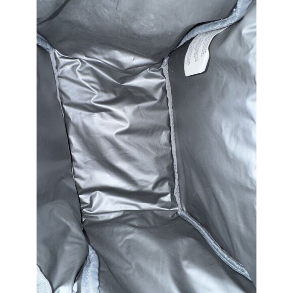 Betsey Johnson Multi-Color Tie Dye Floral Insulated Lunch Bag Tote With Strap - Picture 9 of 10